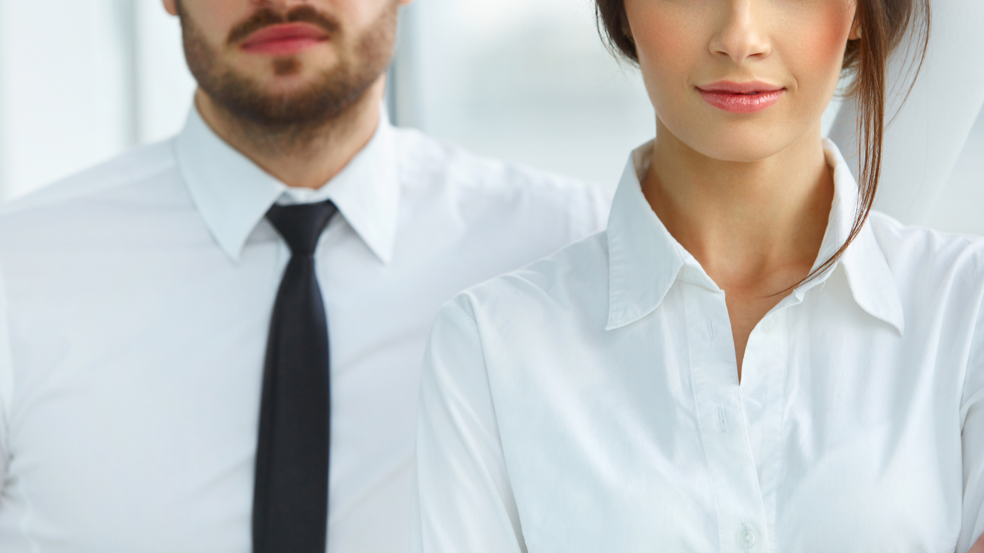 Tradesperson planning route on phone